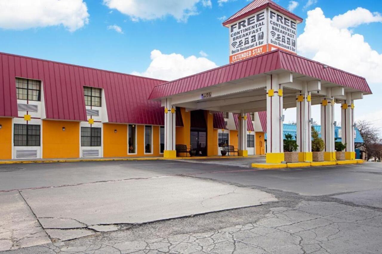 Economy Inn & Suites Denton Zewnętrze zdjęcie