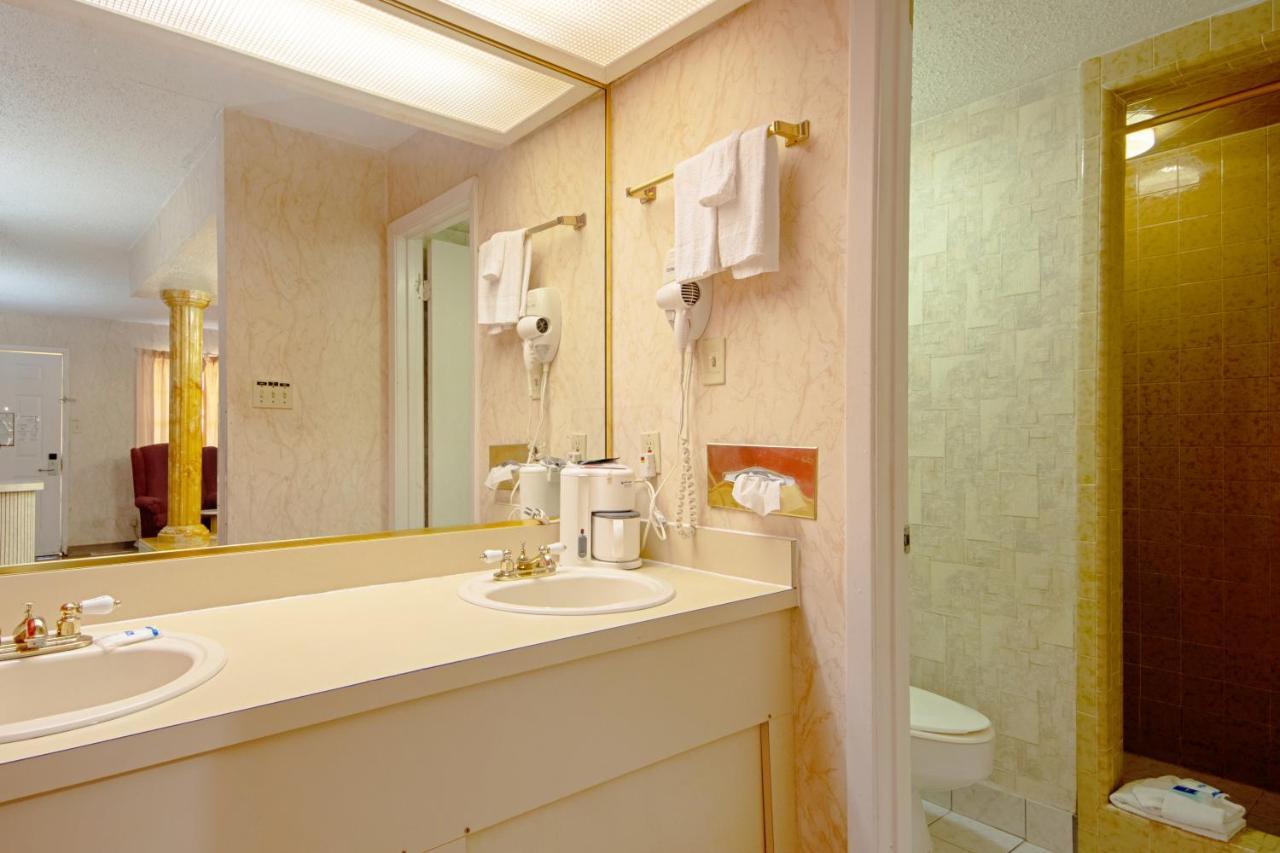 Economy Inn & Suites Denton Zewnętrze zdjęcie